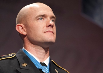 MOH recipient Staff Sgt. Carter inducted into Pentagon Hall of Heroes