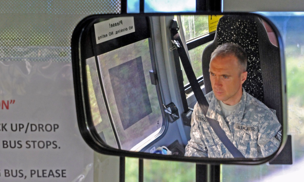 Soldiers succeed by the busload
