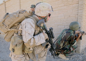 Marines mentor, allow ANA to take lead during mock raid