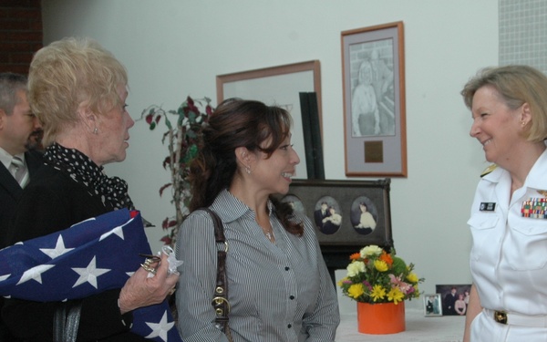 VR-55 holds memorial for fellow sailor