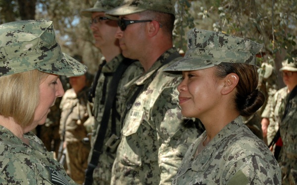 VADM visits Reservists in California