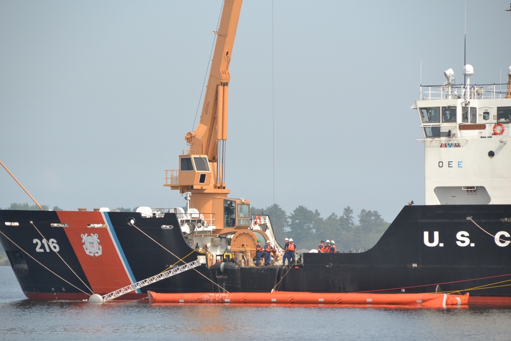 Oil spill exercise in Port of Duluth-Superior