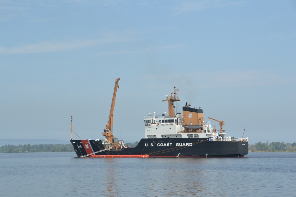 DVIDS Images Oil spill exercise in Port of DuluthSuperior [Image 4