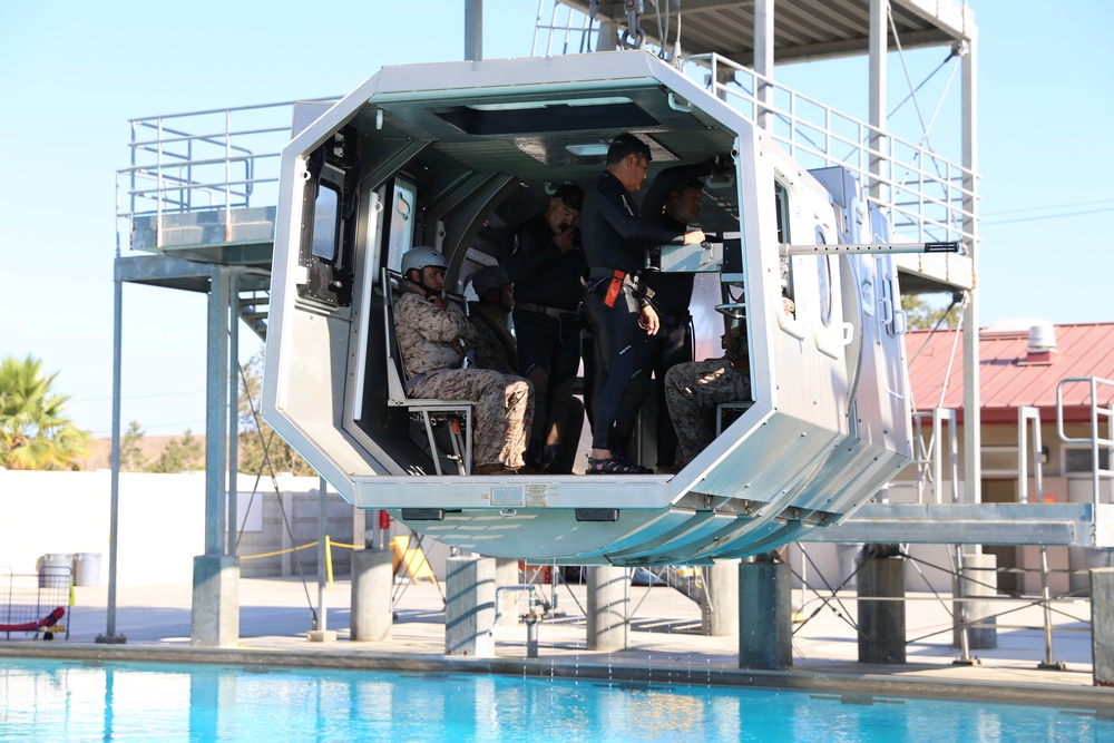 11th Marine Expeditionary Unit Completes Helo Dunker