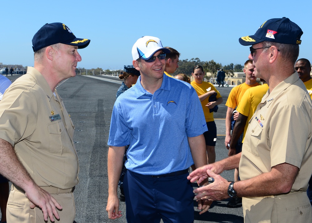 San Diego Chargers visit USS Ronald Reagan (CVN 76