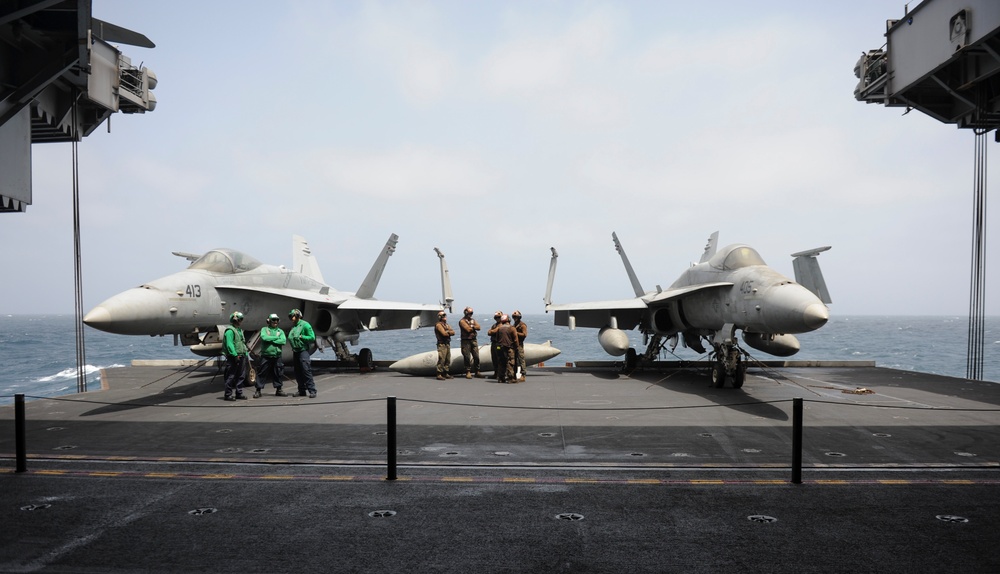 USS Nimitz flight deck action