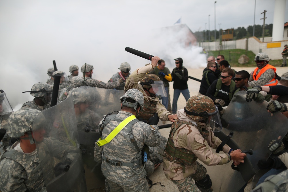 525th Battlefield Surveillance Brigade Kosovo force training exercise