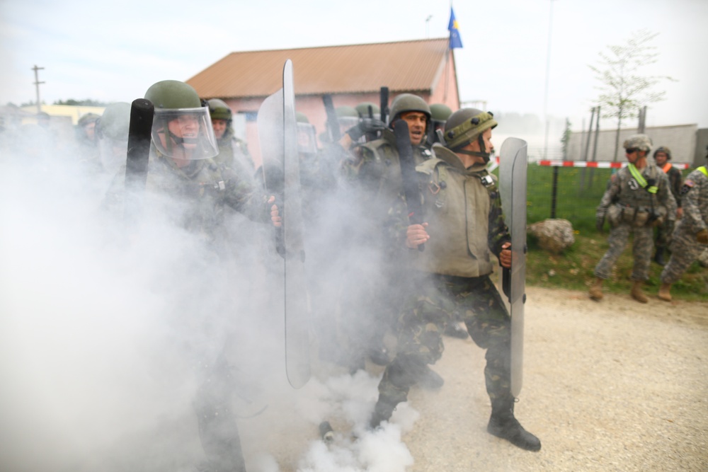 525th Battlefield Surveillance Brigade Kosovo Force mission rehearsal exercise