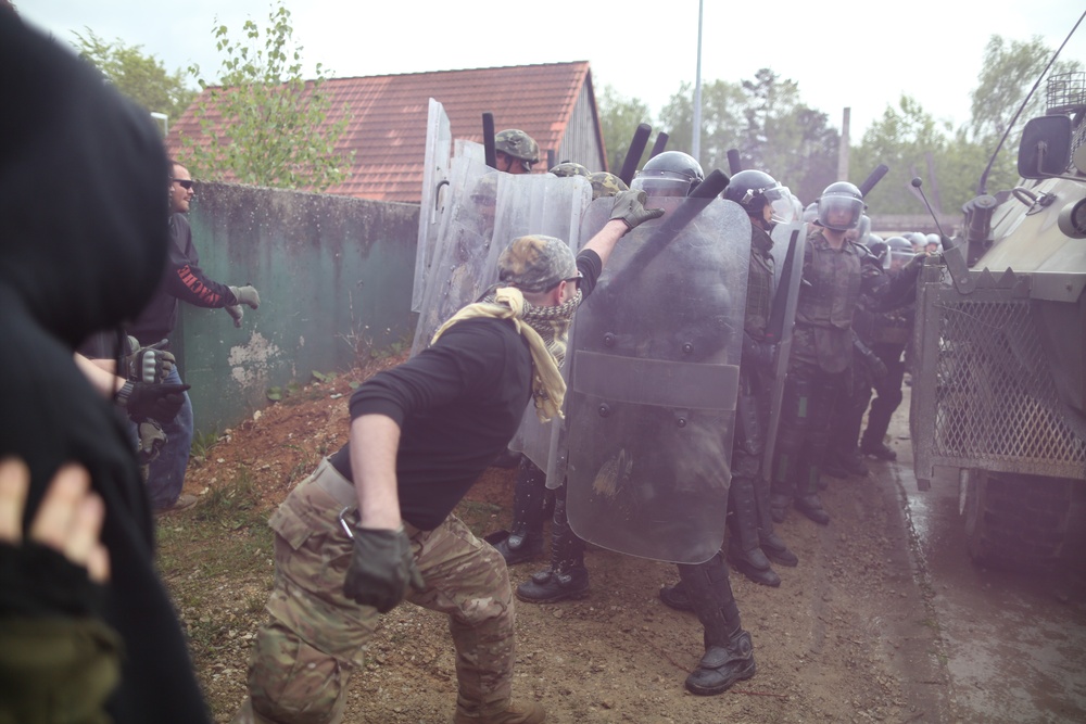 525th Battlefield Surveillance Brigade Kosovo Force mission rehearsal exercise