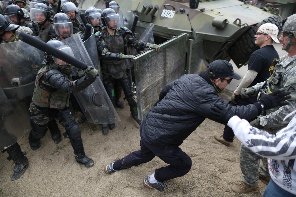 525th Battlefield Surveillance Brigade Kosovo Force mission rehearsal exercise