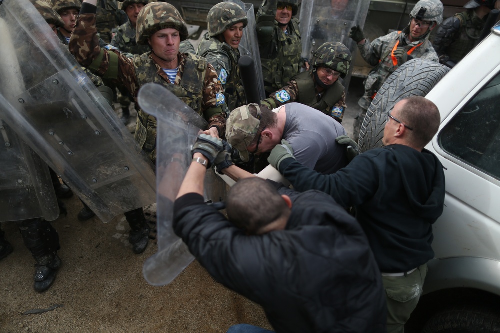 525th Battlefield Surveillance Brigade Kosovo Force mission rehearsal exercise