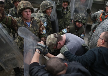 525th Battlefield Surveillance Brigade Kosovo Force mission rehearsal exercise
