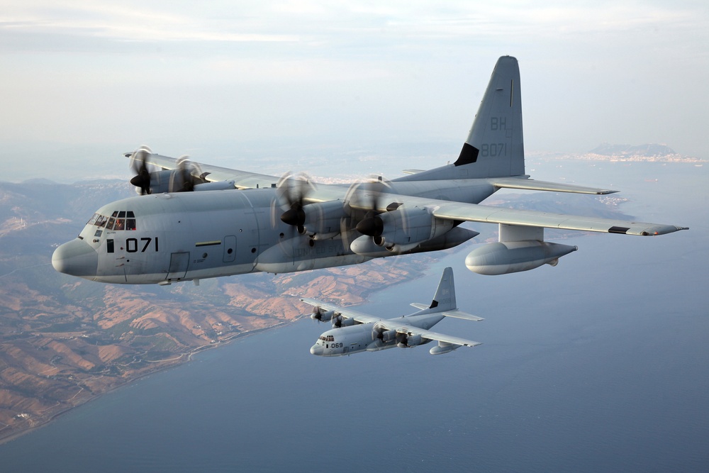 SP-MAGTF Crisis Response aircraft conduct air-to-air refueling over Spain