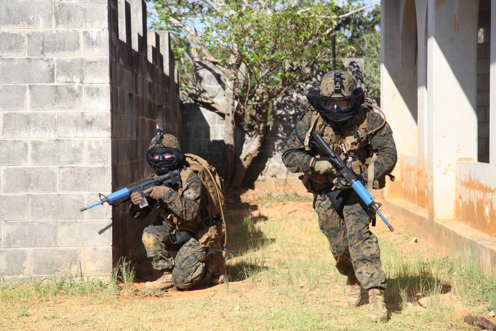 Combat Town tests LAR Marines’ readiness