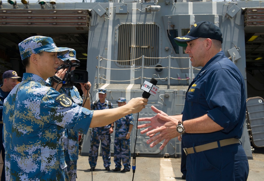 US and Chinese counter piracy exercise
