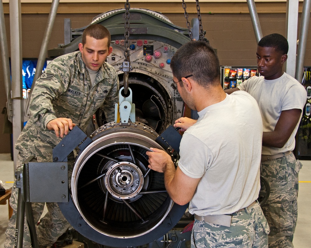 361st Training Squadron, Jet Propulsion course