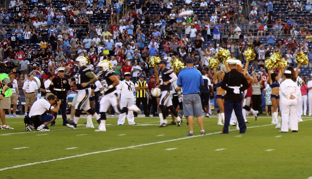 San Diego Chargers host service members for 25th annual salute to the military