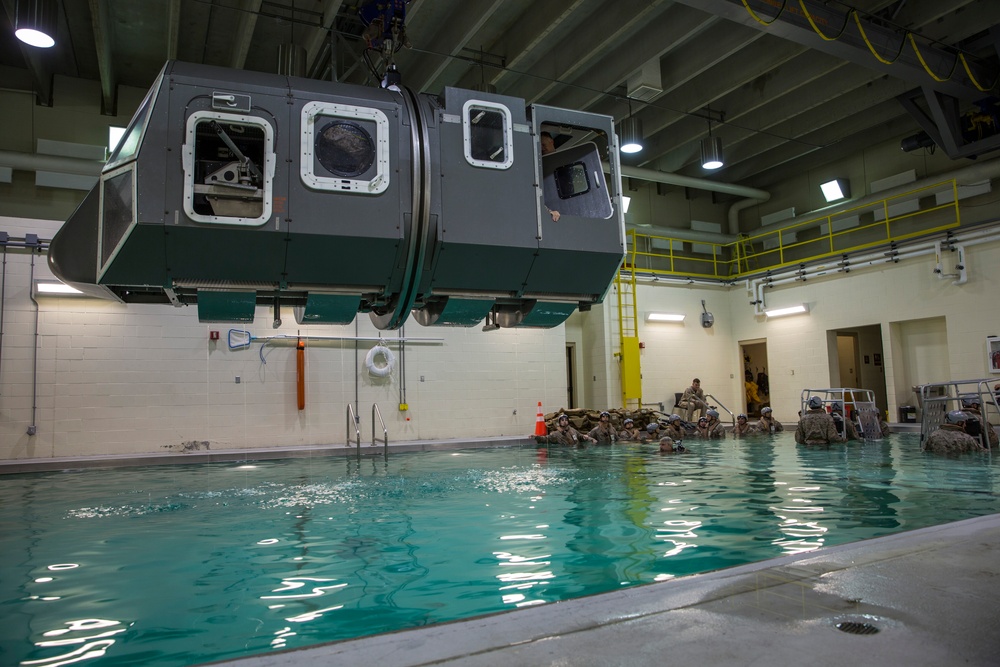 CLB-22 Marines complete helo dunker training