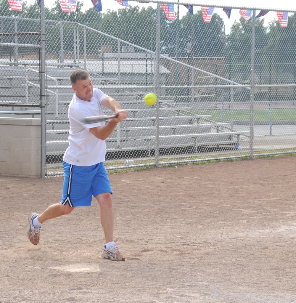 D9 softball