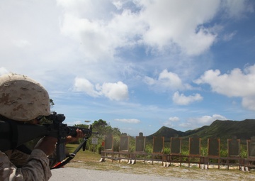 Marines get back to basics of combat marksmanship