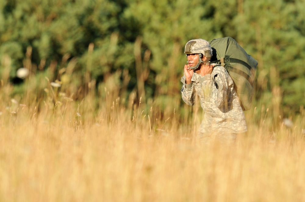 173rd IBCT (A) paratroopers jump training in Grafenwoehr