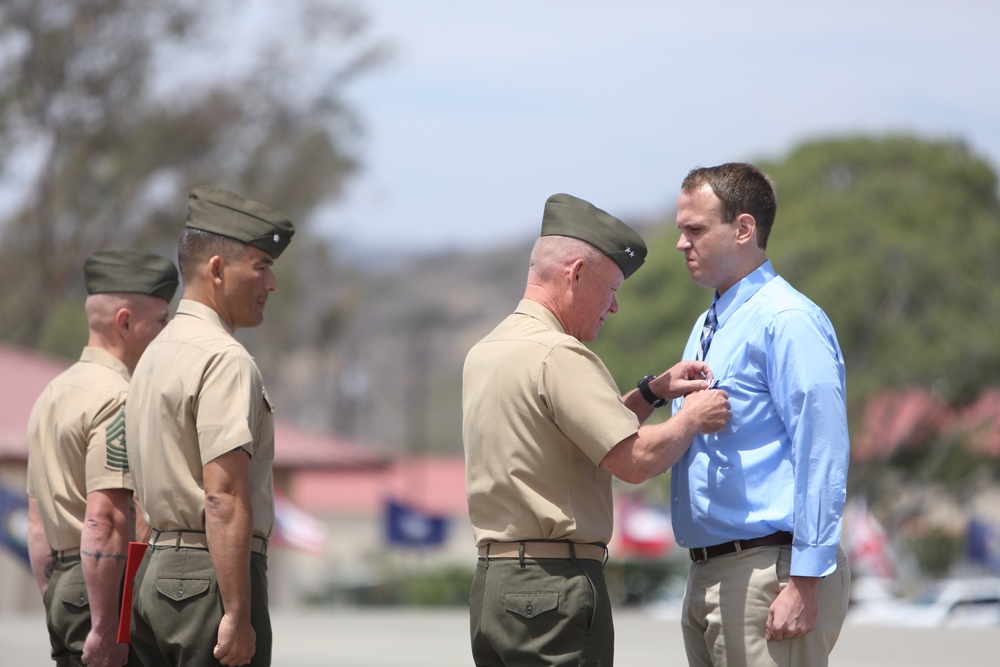 Kentucky Marine awarded Silver Star for courageous, dedicated leadership