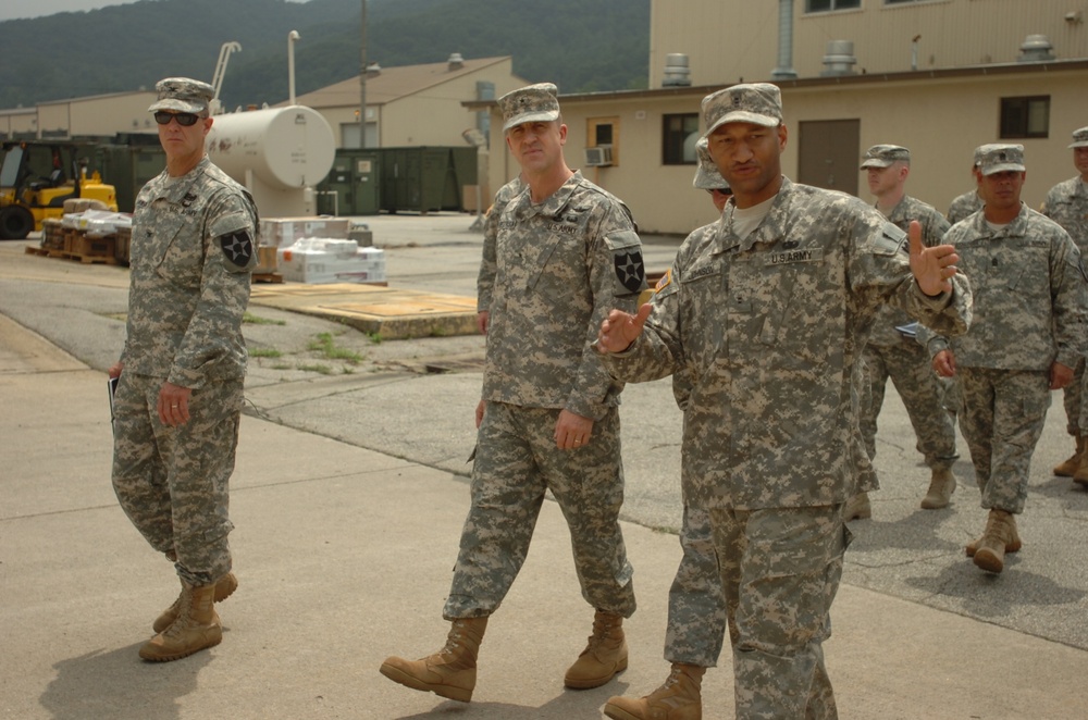 Brig. Gen. Peterson visits 210th Fires Brigade