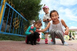 Multinational delegation kicks off engineering project, medical exchange