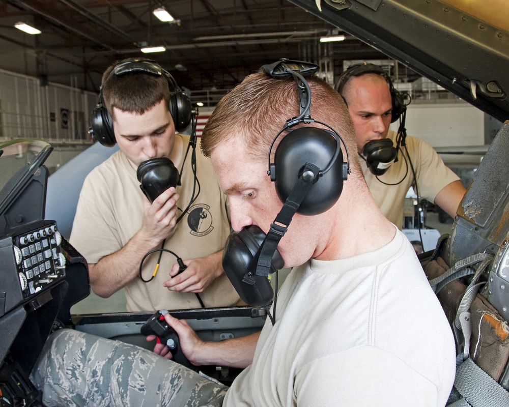 365th Training Squadron, F-16 Integrated Avionics Systems Course