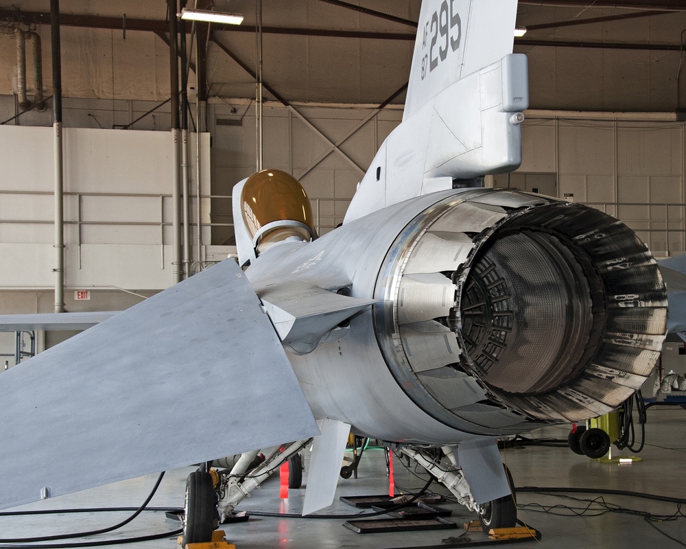 365th Training Squadron, F-16 Integrated Avionics Systems Course