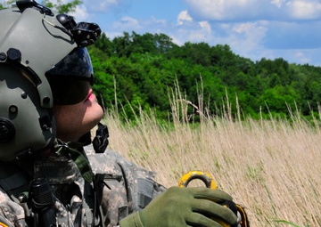 Aviation soldiers practice rescue hoist operations