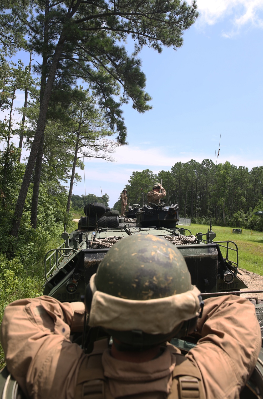 Rockets, bombs, armor: 8th ESB trains with 2nd Tracks