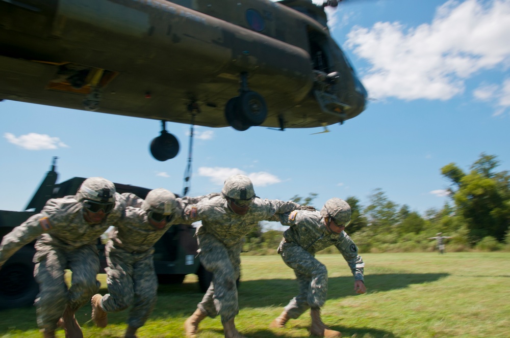 Sling load specialists get first live helo exercise
