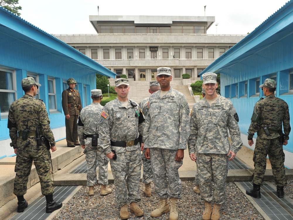 Manchu officers return to leadership roles in Korea