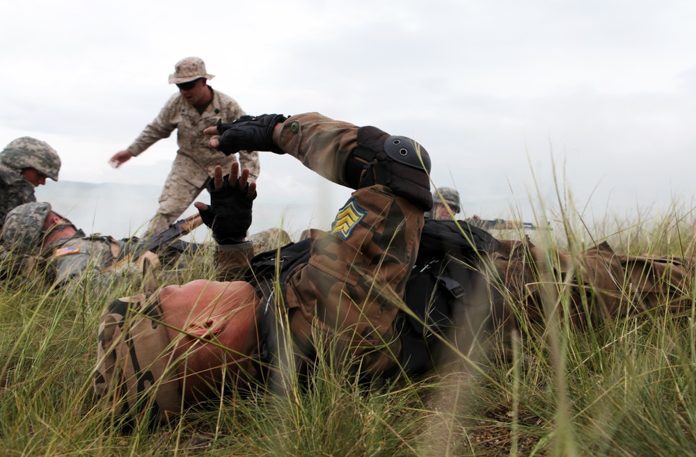 US Marines, ROTC Cadets and Mongolian troops participate in first aid training