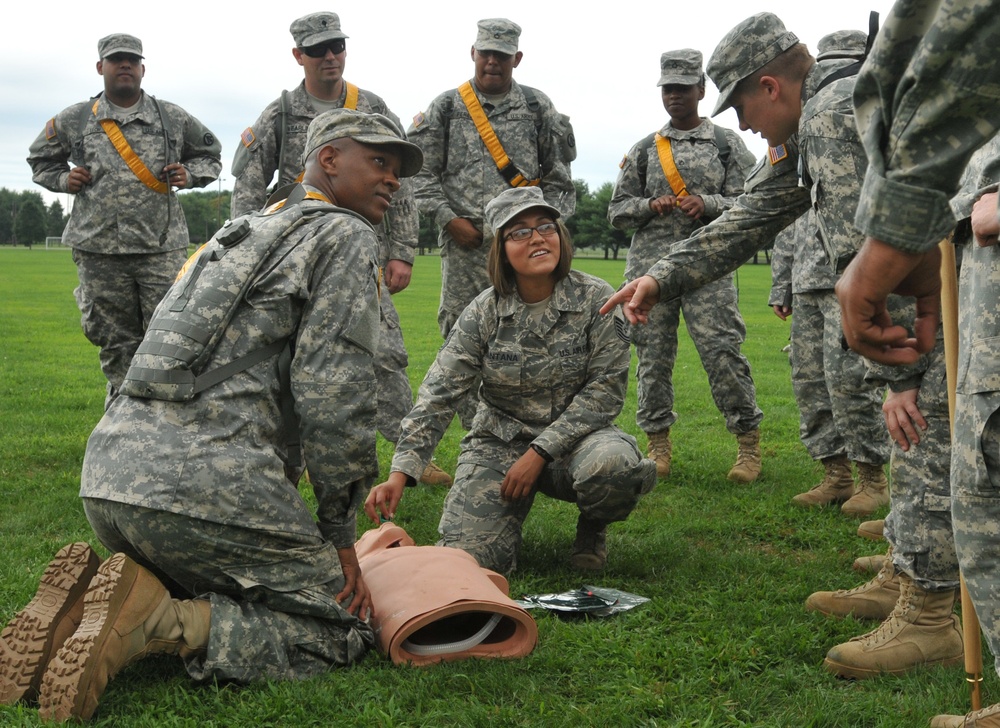 U.S. Air Force technical sergeant teaches soldiers at Operation Sustainment Warrior