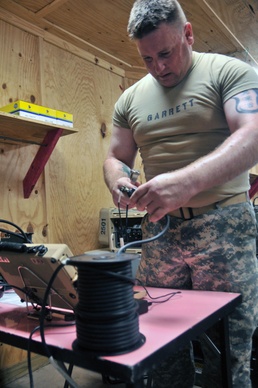 Signal soldiers enable TOC at JRTC