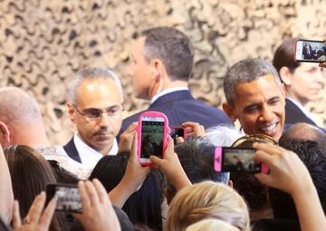 Commander in chief visits Camp Pendleton