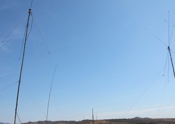 No distance too far: CLB-5 Marines conduct communications exercise