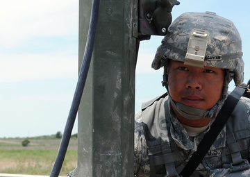 Signal Guardsmen train for combat