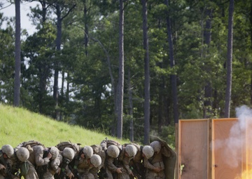 2nd, 4th CEB, and 8th ESB Marines participate in Sapper Leaders Course urban demolition range