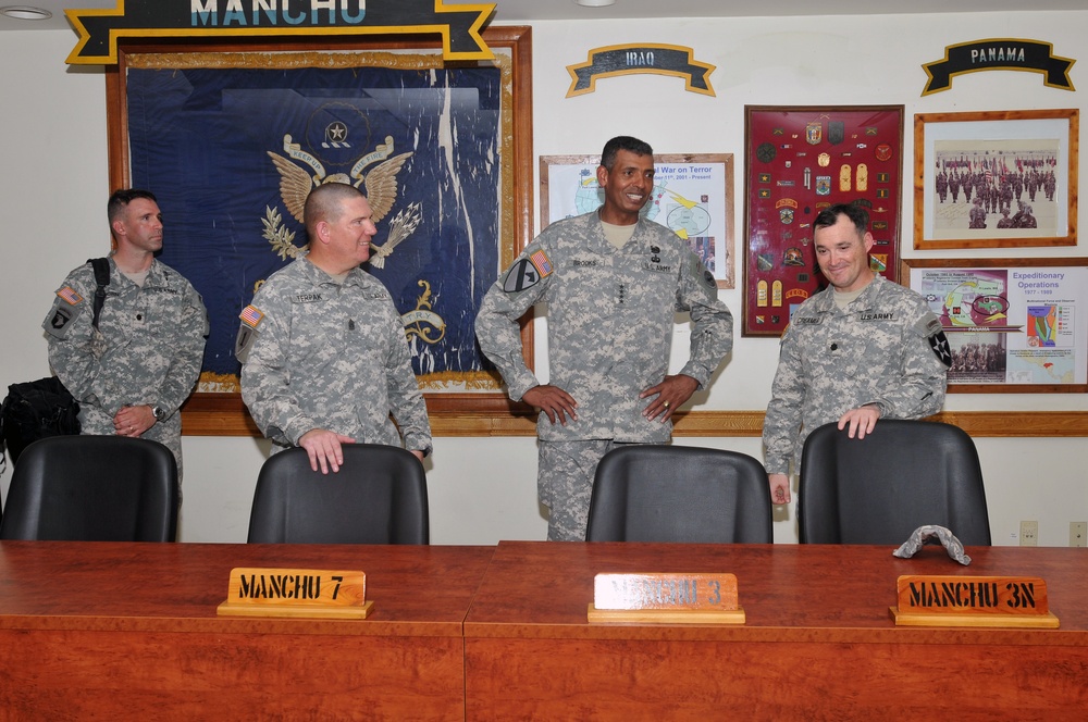 Gen. Vincent K. Brooks, U.S. Army Pacific commander visits 2nd Infantry Division Soldiers