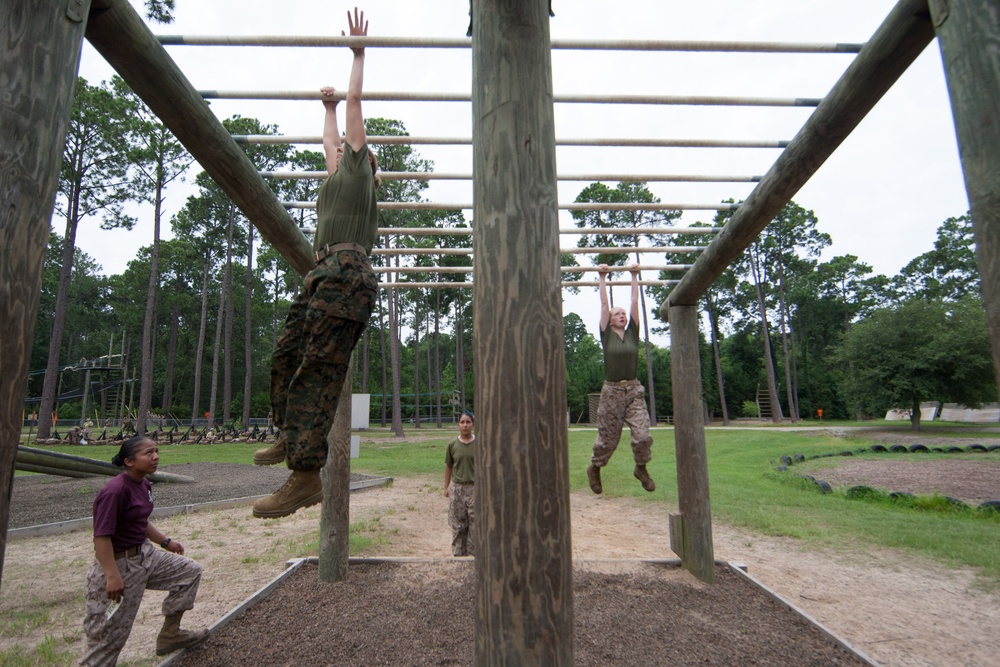 Photo Gallery: Marine recruits scale Confidence Course