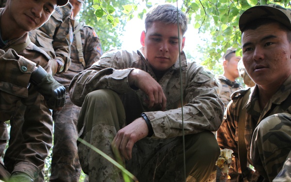 MAF, US Marines exchange expertise through survival training