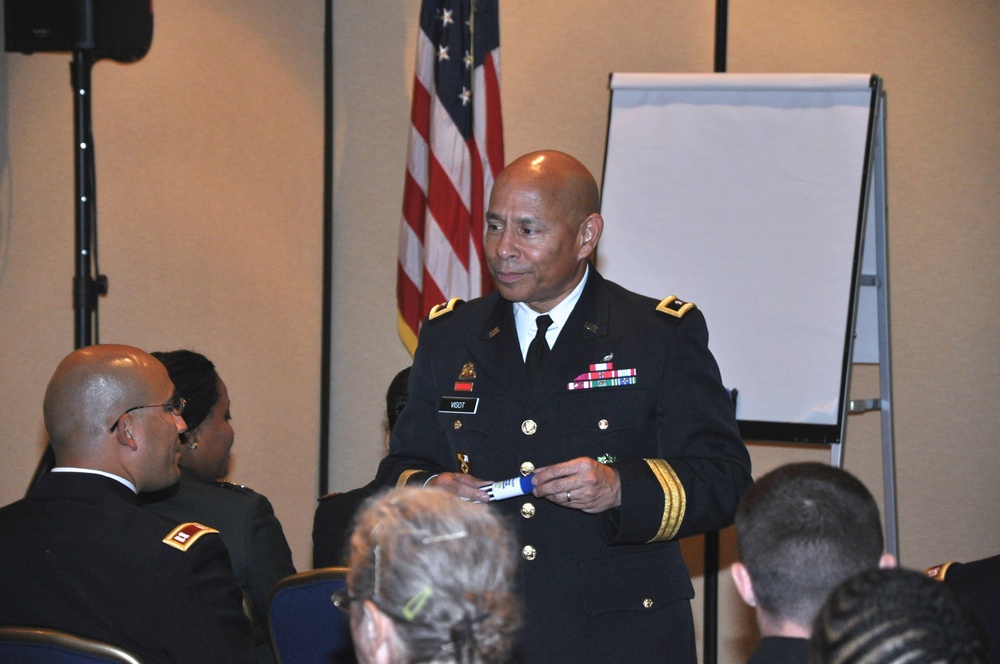 Maj. Gen. Visot speaks at Reserve Officers Association