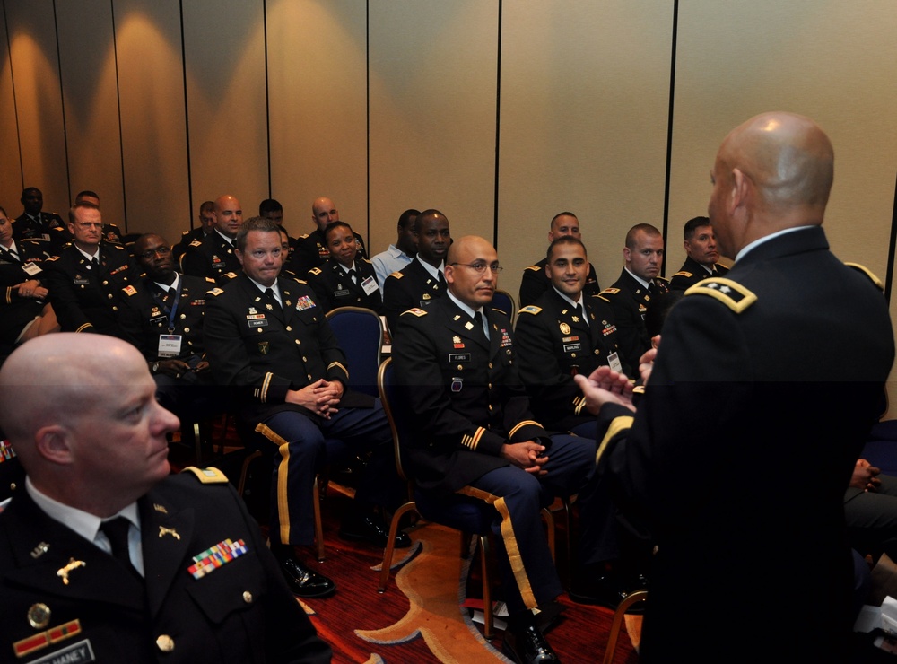 Maj. Gen. Visot speaks at Reserve Officers Association