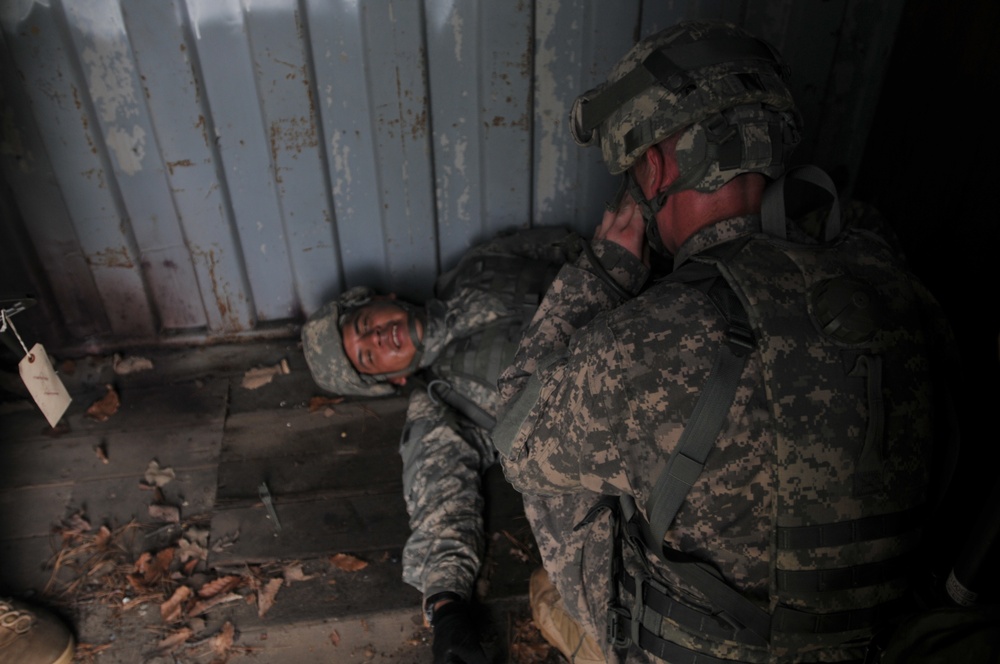 OSW soldier practices Combat Lifesaver techniques