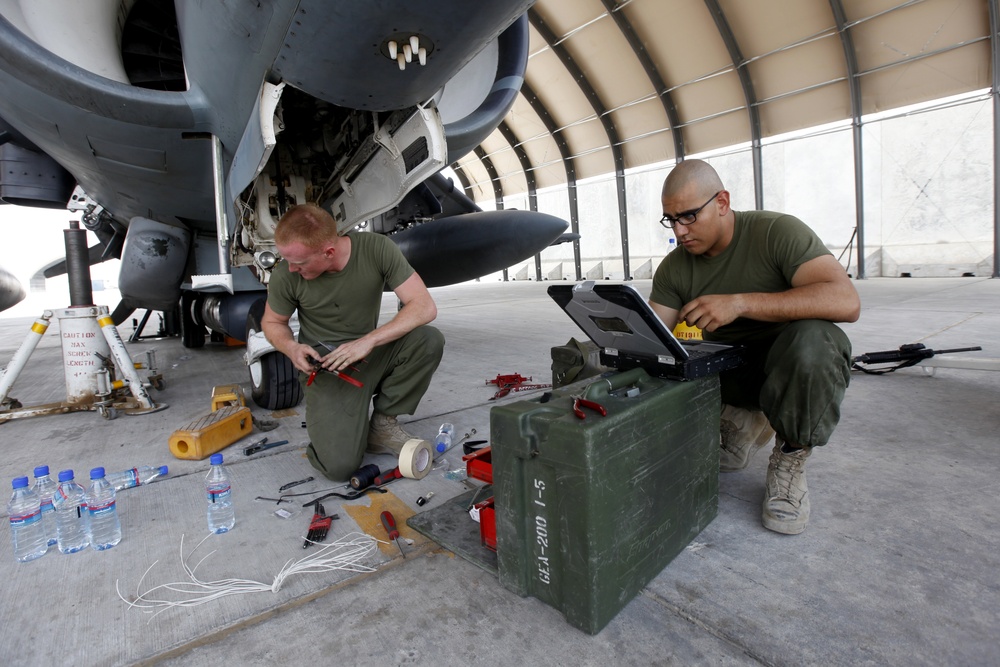 VMA-311 Maintenance