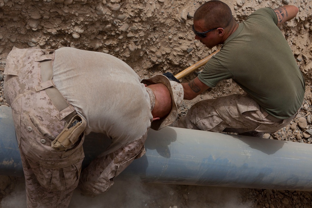 Engineer Marines improve Camp Dwyer