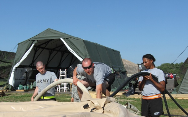 338th Quartermaster Field Services Company cleans soldiers’ clothes